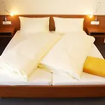 Hotel Vitalhotel Quellengarten - 3*